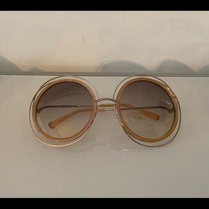 Chloe round frame 70’s inspired sunglasses!